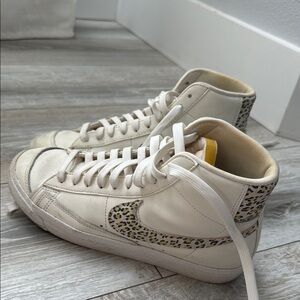 Women's Nike Blazer Mid 77 Shoes